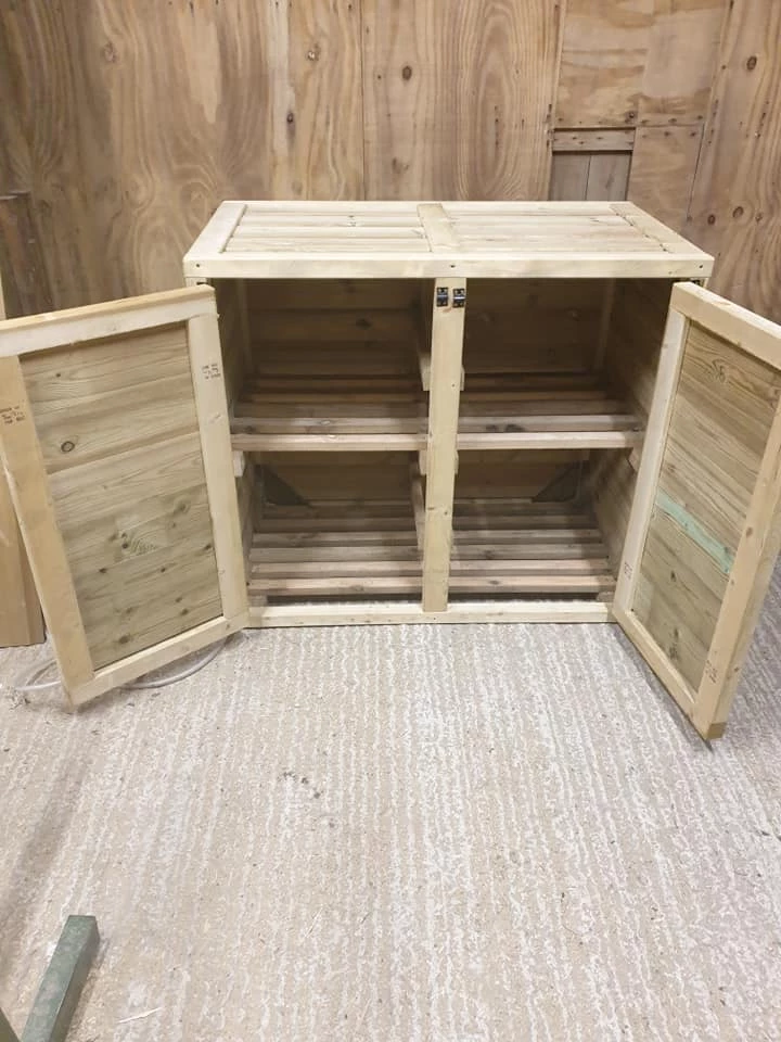 Ruby UK Wheelie Bin Box Storage Unit Bin Storage 7 Ruby UK Wheelie Bin Box Storage Unit Bin Storage