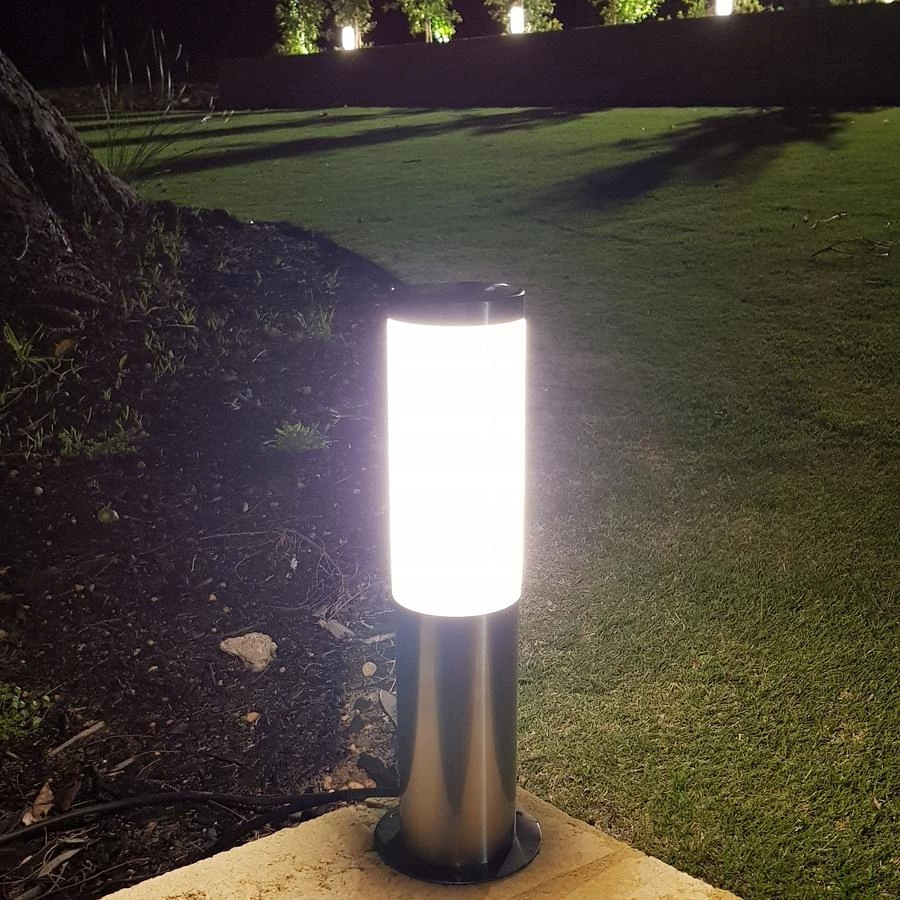 Ruby UK Ellumiere Bollard Light Stainless Steel 4 Ruby UK Ellumiere Bollard Light Stainless Steel